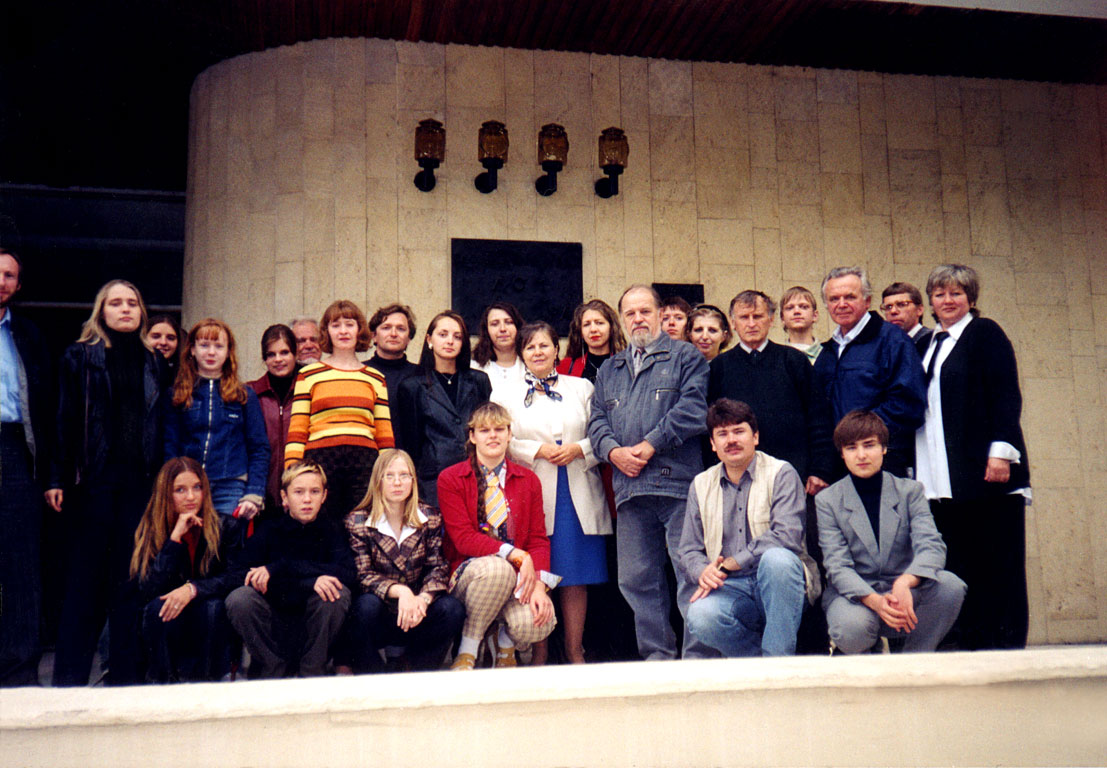 Беларускiя пiсьменнiкi с сябрамi суполкi Лiтаратар - 2002 